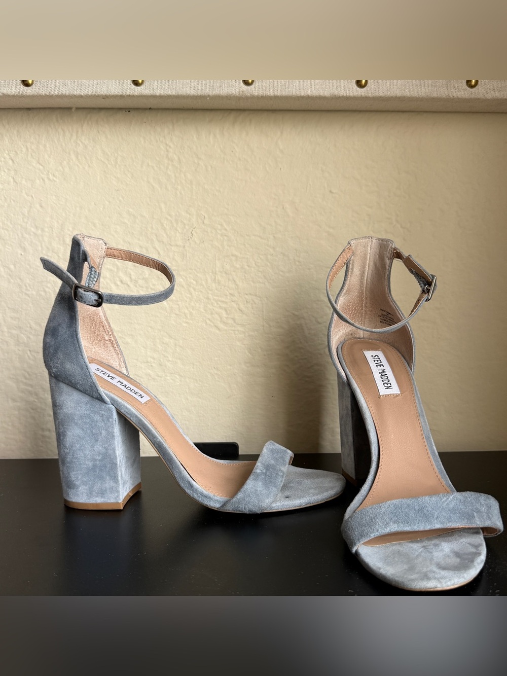 Steve Madden Sz 9M Lt. Blue Suede Block Heel Ankle Strap